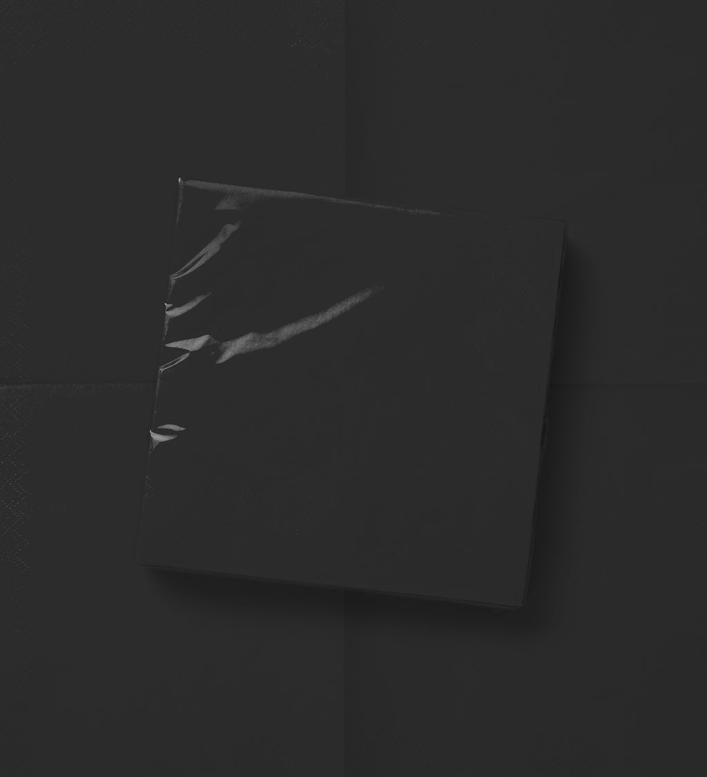 Les Classiques Black cocktail napkin