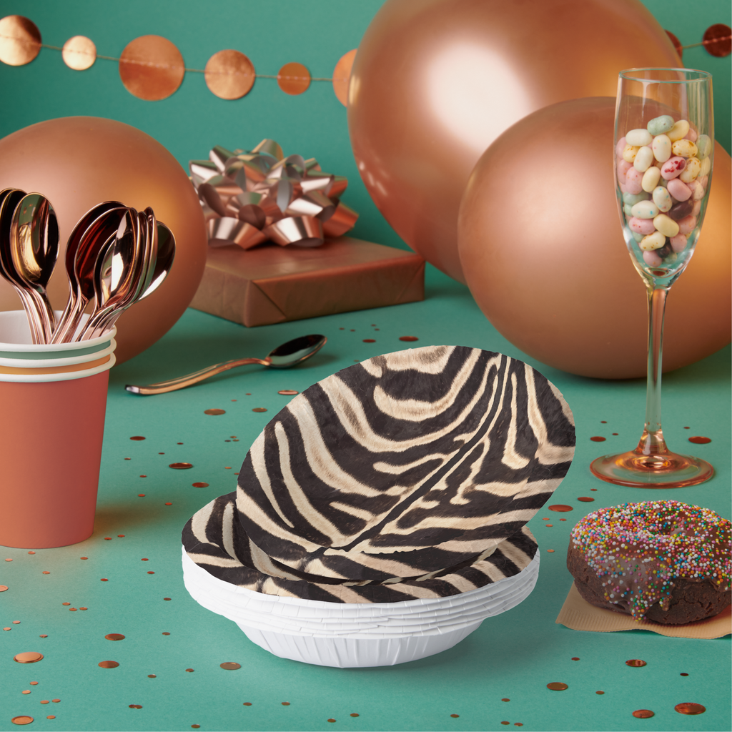 Noël Le Zèbre paper plates and bowls set for a party