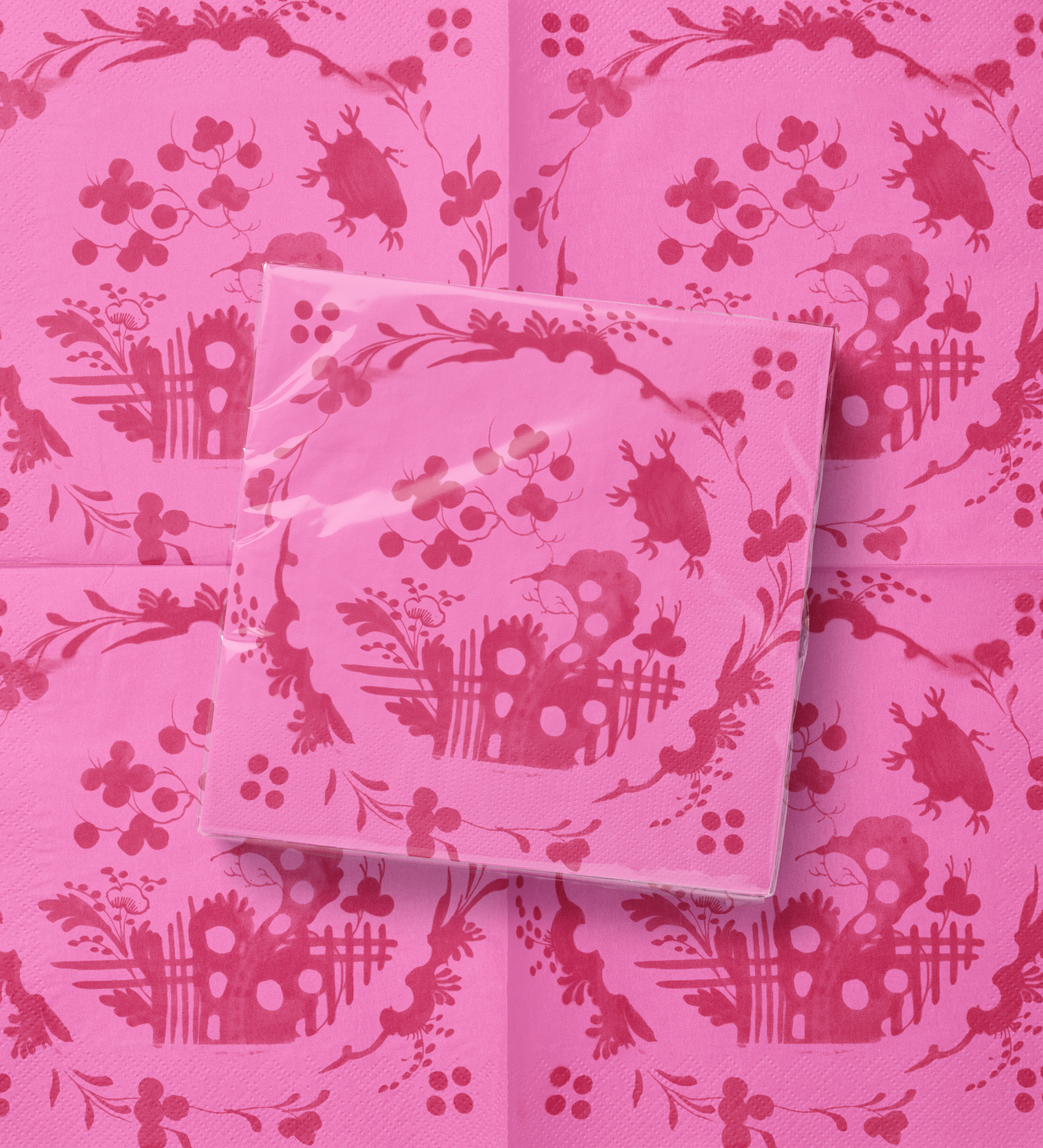 Vintage Voyagers France Rouge Dinner Napkins