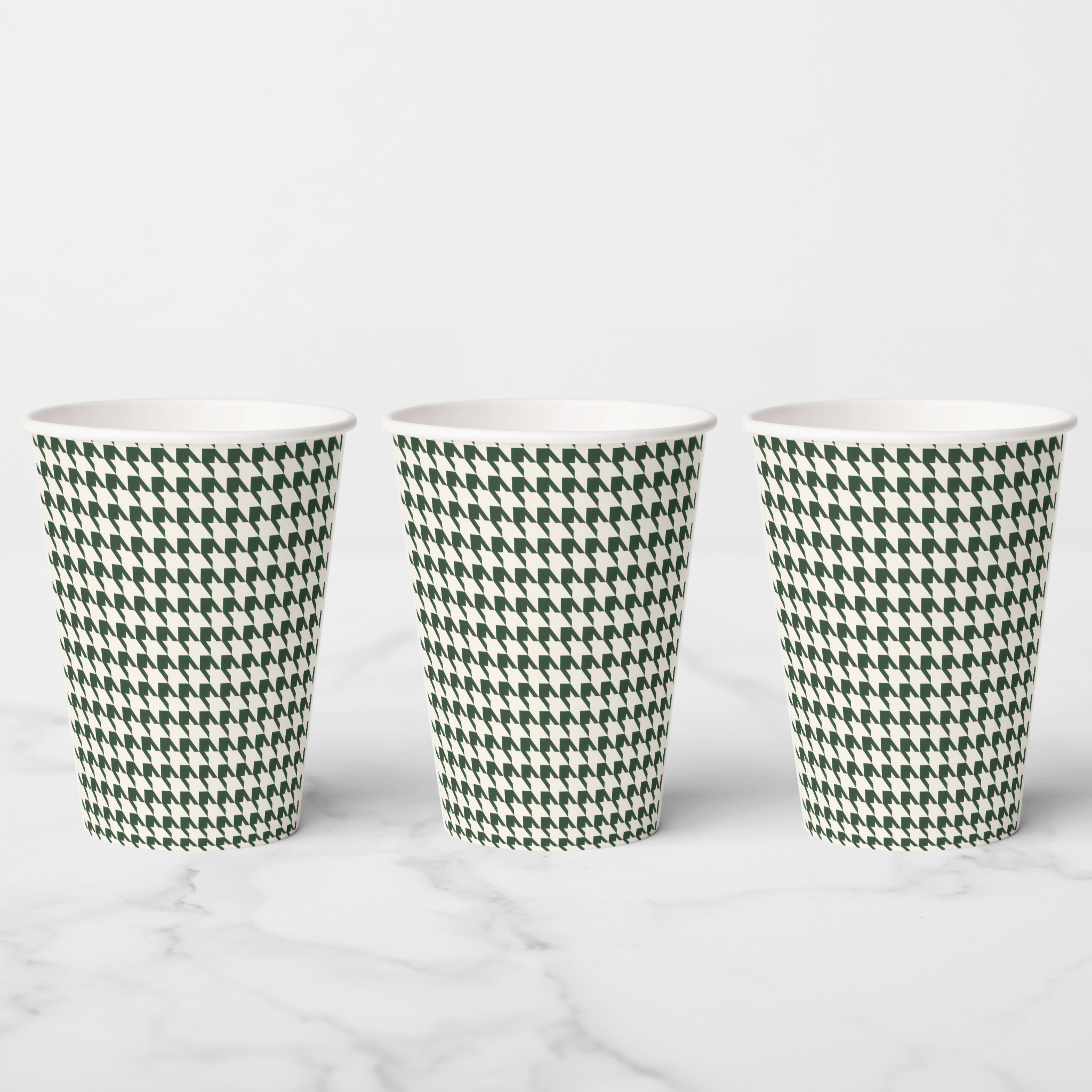 Vintage Voyagers France Hedge Paper Party Cups
