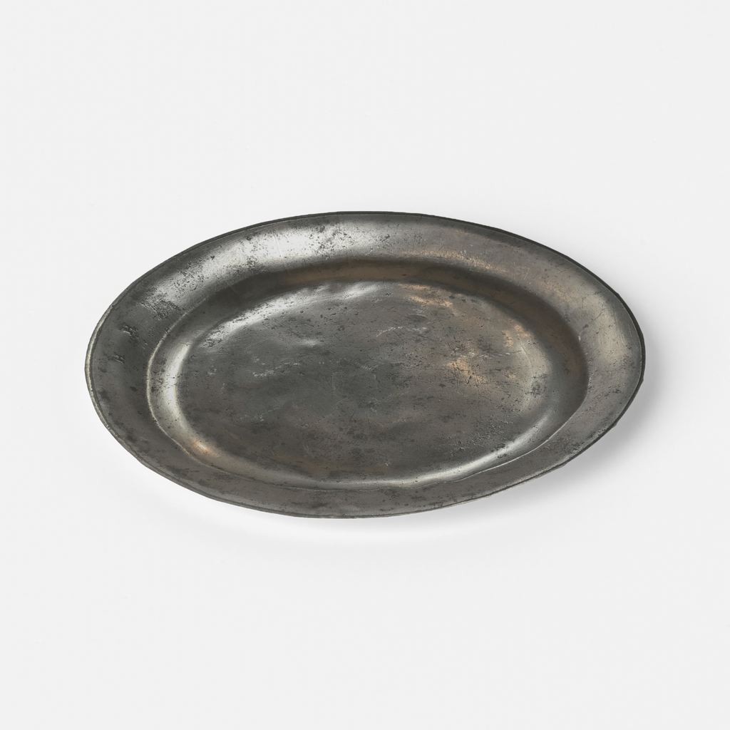 Vintage Voyagers France Faux  Pewter Paper Plates