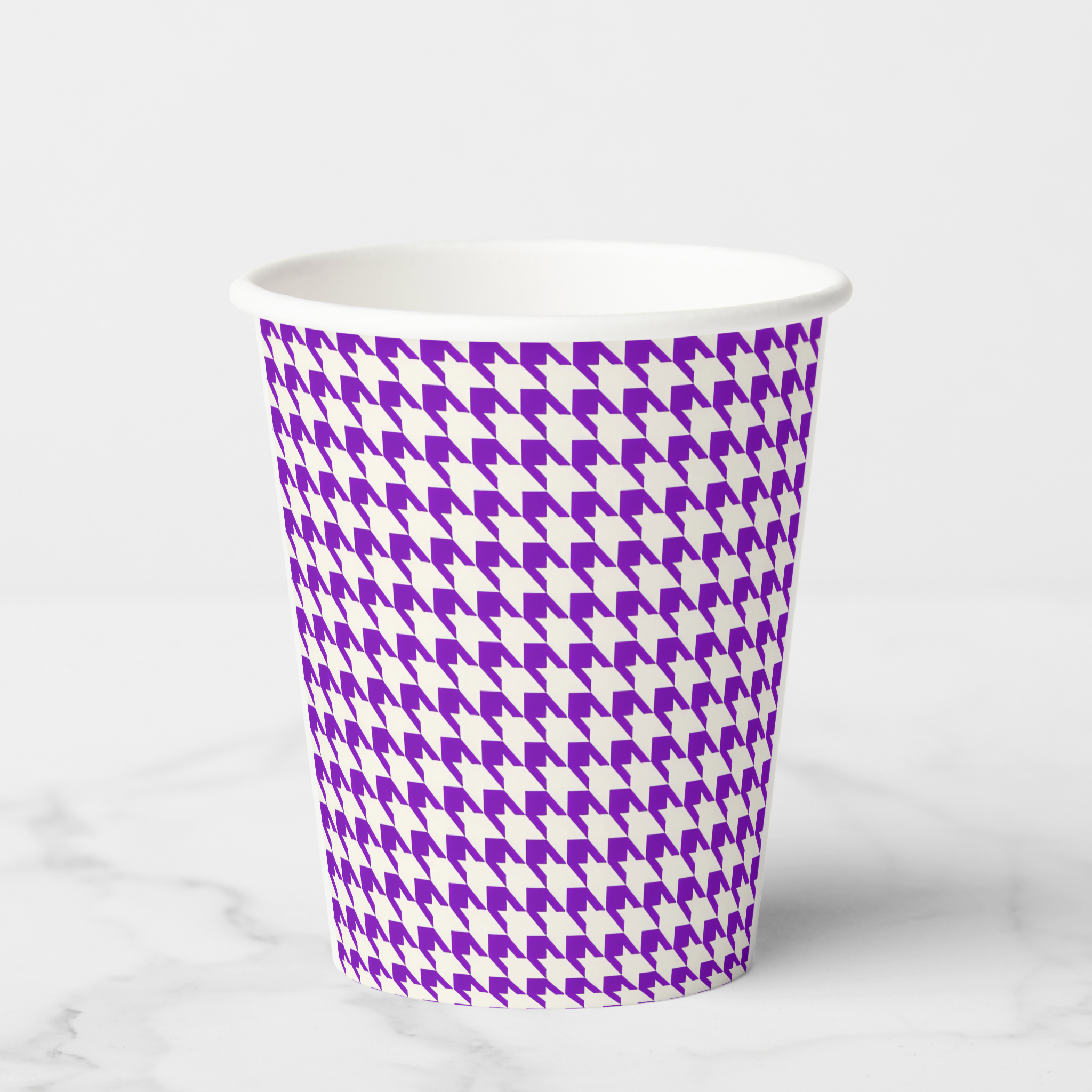 Vintage Voyagers France Royal Paper Cups